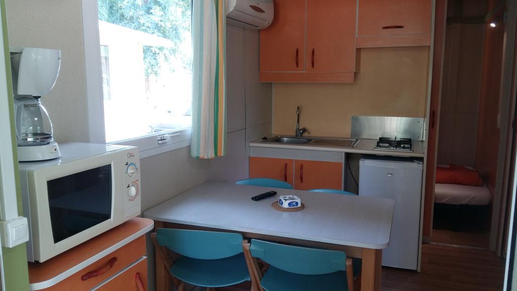 Le Camping De La Plage Aregno Exteriör bild